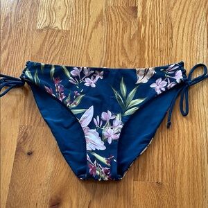 Floral Bikini Bottom‎ with Side Ties